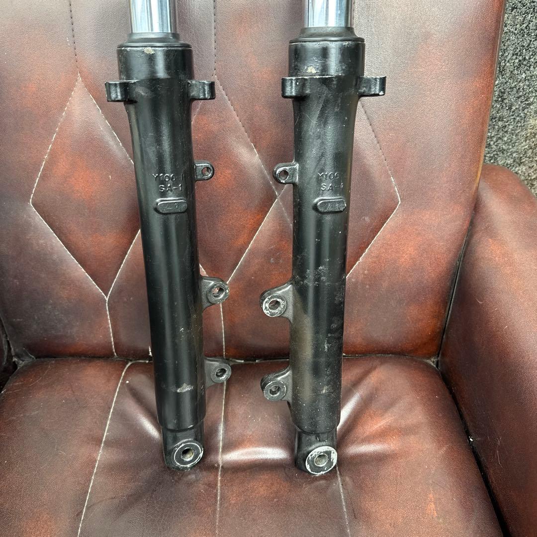 ヤマハ　RZ250R フロントフォーク　後期型　35π 旧車　2スト　流用　太足