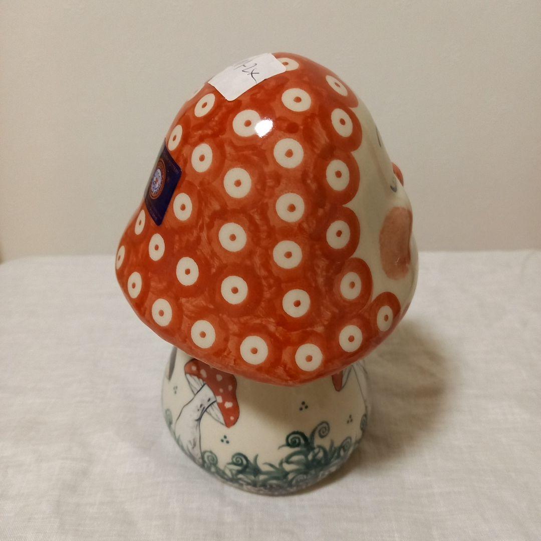 新品　ポーリッシュポタリー　置物　きのこ
