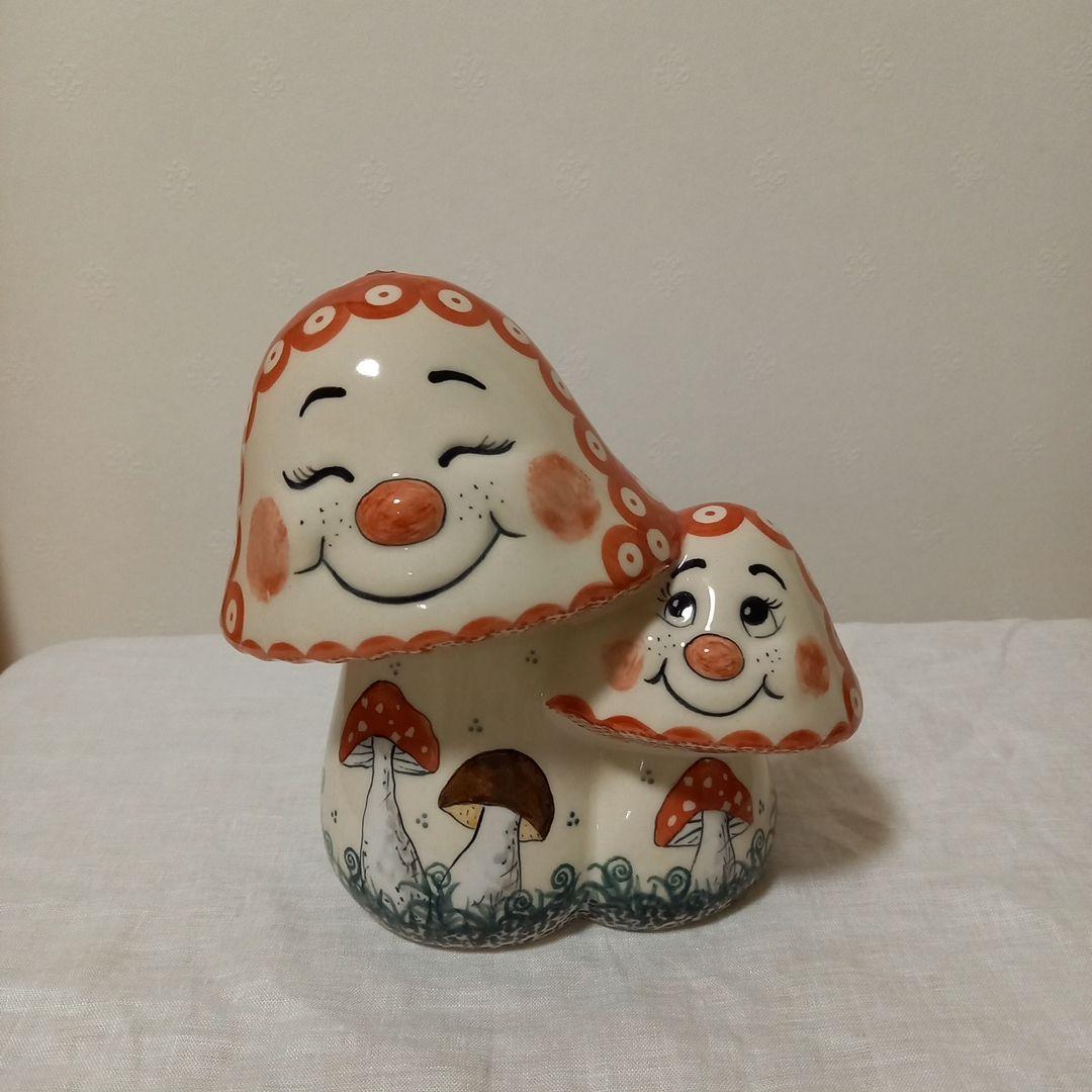 新品　ポーリッシュポタリー　置物　きのこ