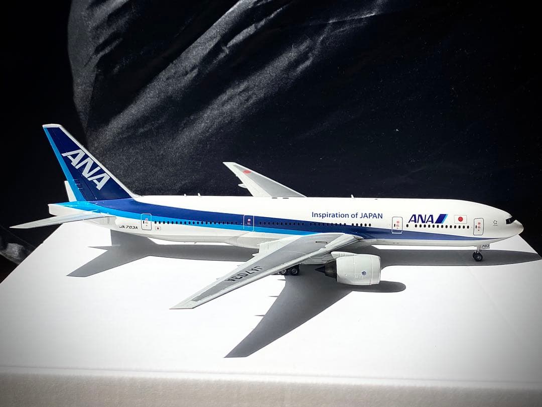 プラモデル完成品 ハセガワ ANA777-200 JA703A