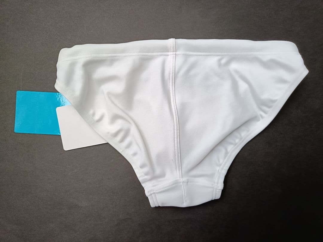 競パン arena アリーナ Ｓサイズ 未使用 ホワイト