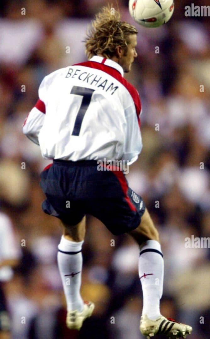 04-05 イングランド代表　ベッカム　UMBROオフィシャル　長袖ユニフォーム