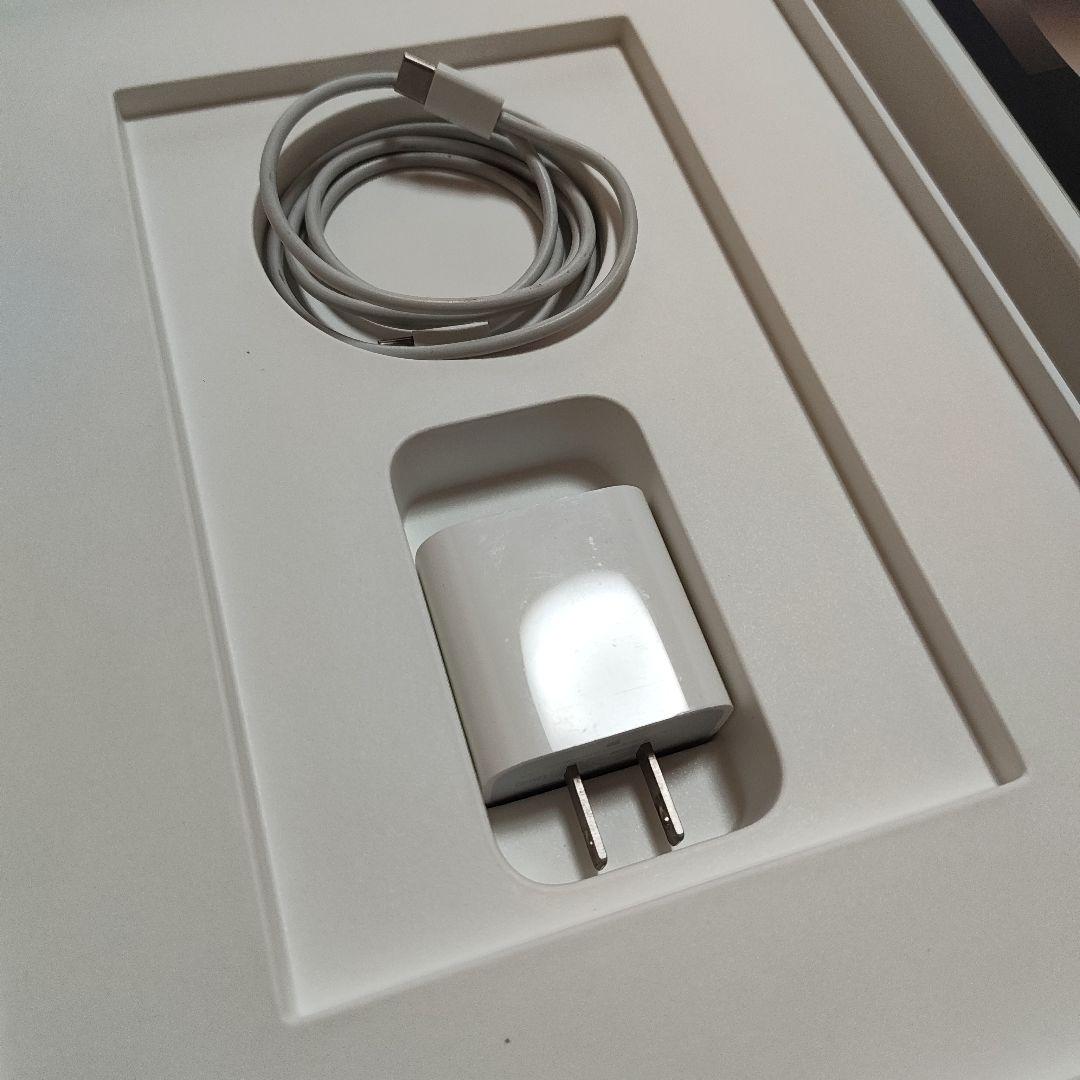 【送料込】Apple iPad Air 第5世代64GB シルバー 本体