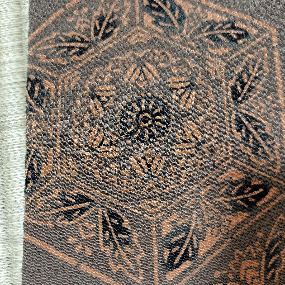 九寸名古屋帯　型染め　亀甲花文　草木手染　鬼しぼ縮緬　落款入り作家物？　着物a