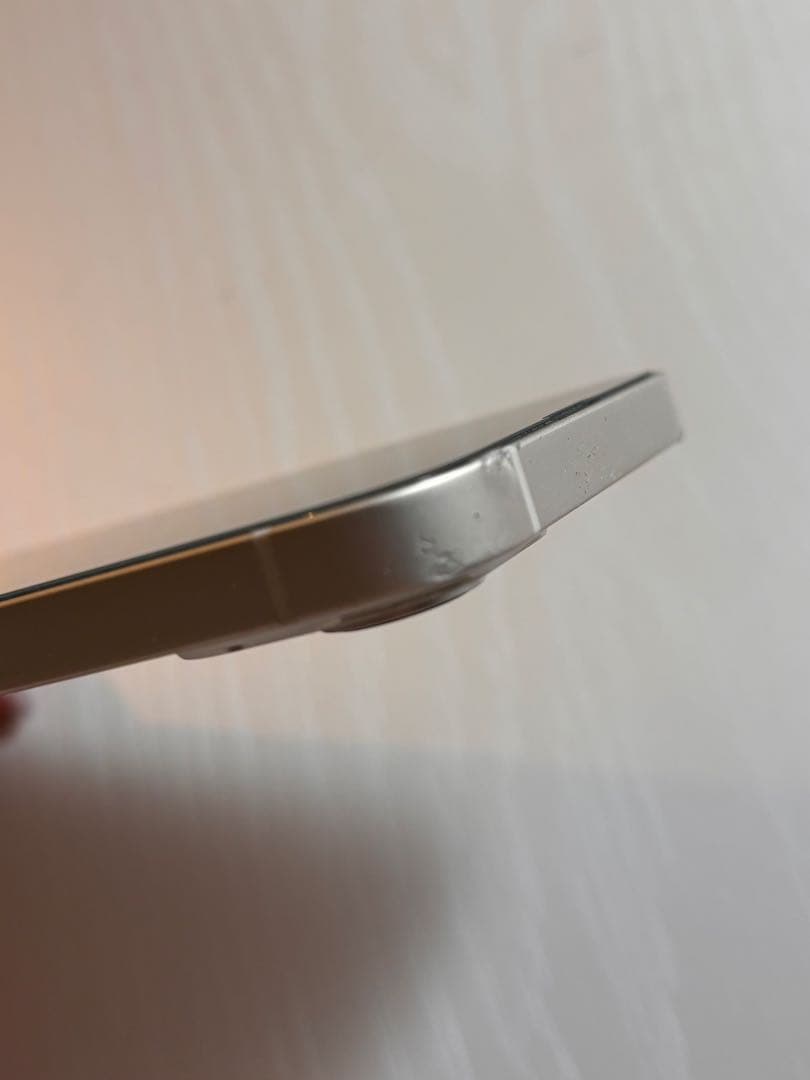 Apple iPhone 13 ホワイト 本体　箱無し