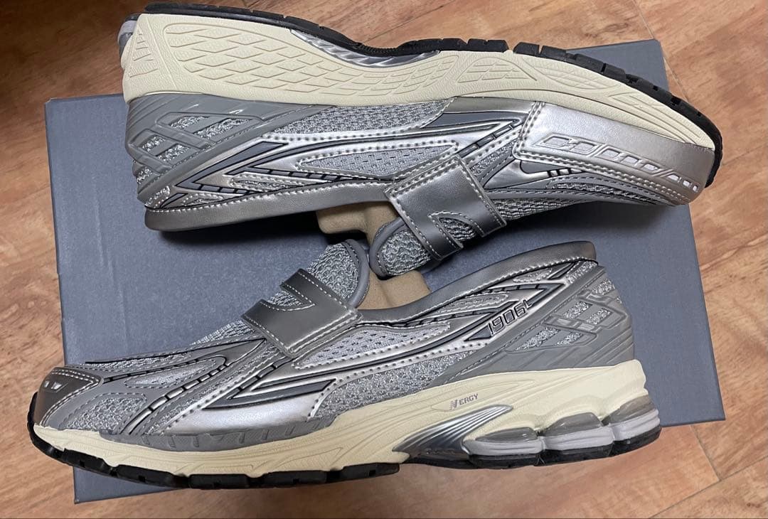 ニューバランス　1906l ローファー　2002 24.5