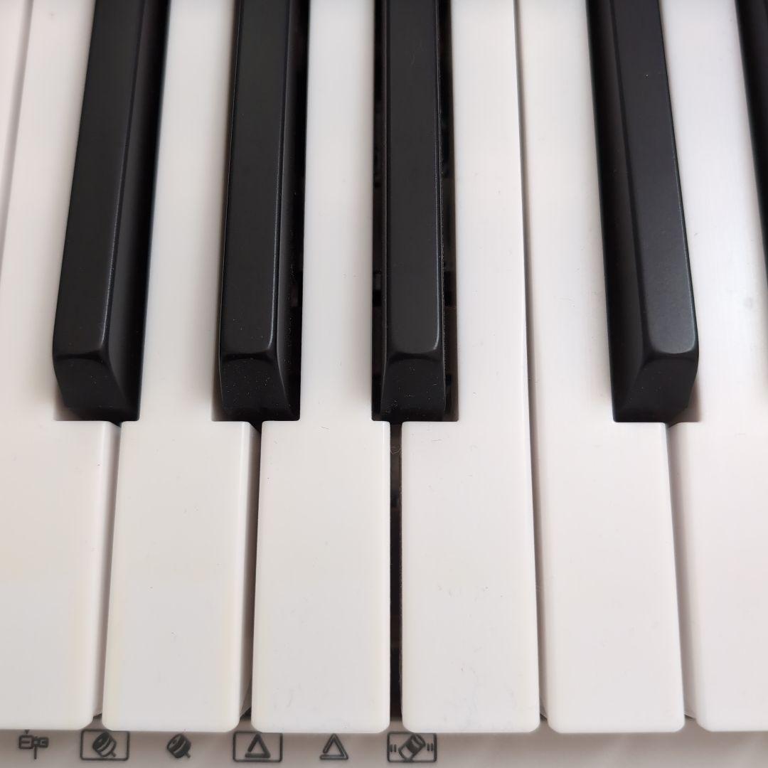 りん♫　カシオ　LK526 電子ピアノ　電子キーボード　光ナビゲーション