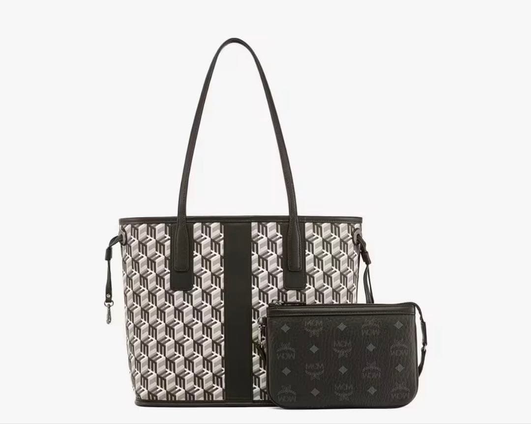 MCM　Liz リバーシブル 幾何学模様トートバッグ ブラック ポーチ付き1