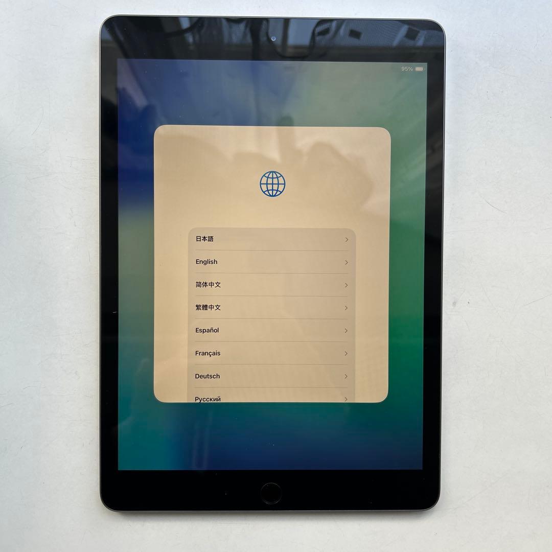 第8世代Apple iPad Wi-Fiモデル　32gbスペースグレー