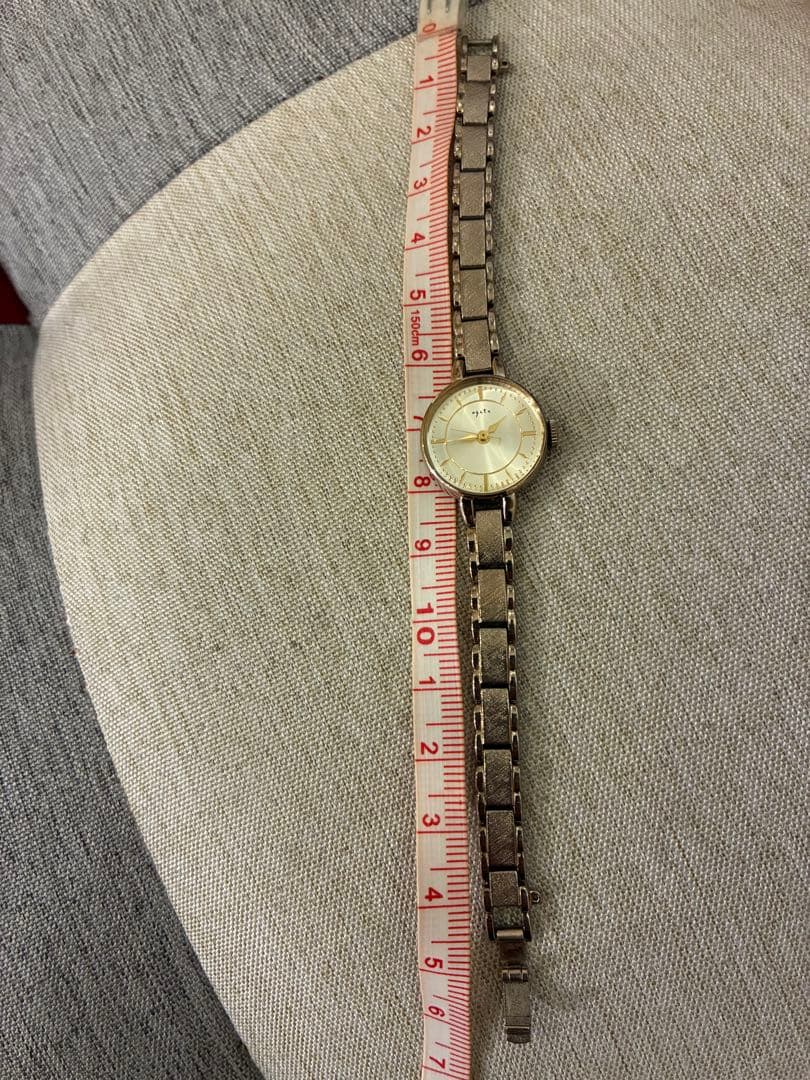 美品　アガット　agete ラウンドフェイスウォッチ ゴールド