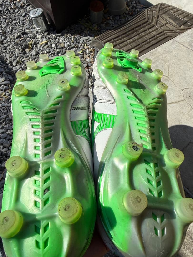 サッカースパイク ミズノ モレリア ネオ4 ジャパン 26.0cm