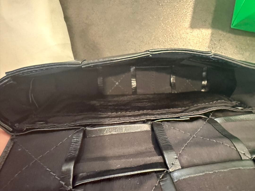 Bottega Venetaボッテガ・ヴェネタ カセット ショルダーバッグ