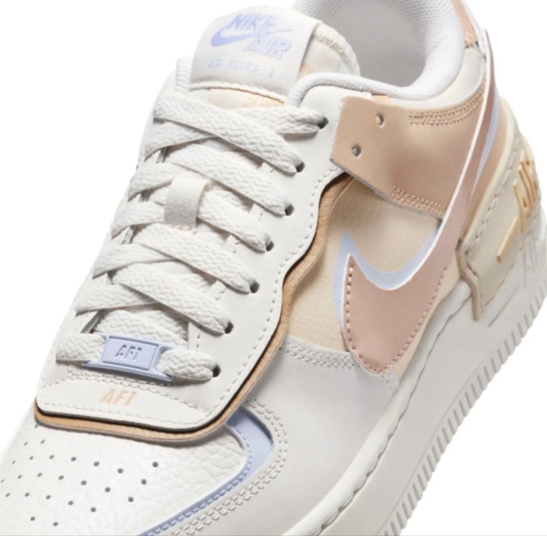 Nike Air Force 1 ホワイト/ベージュ/ブルー