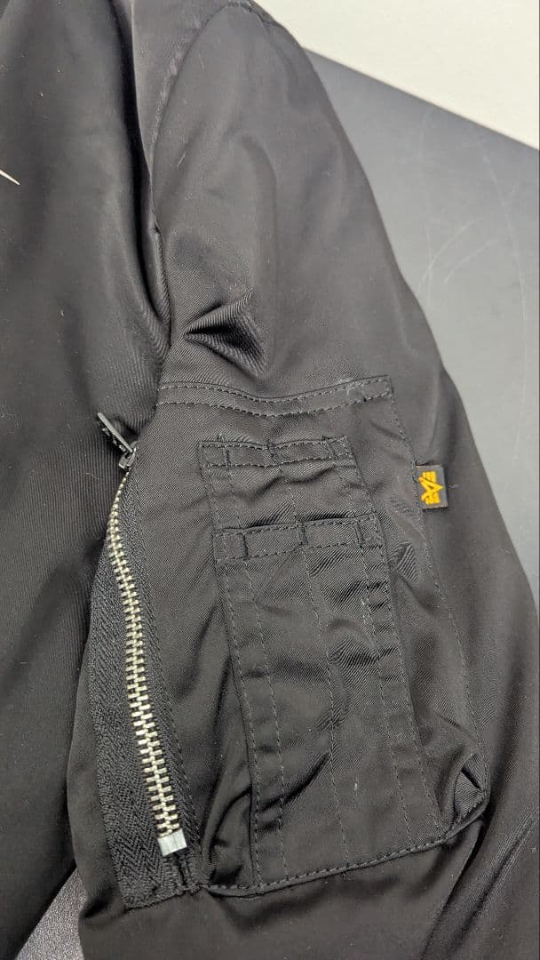 Nike x Alphaブラック MA-1 フライトジャケット