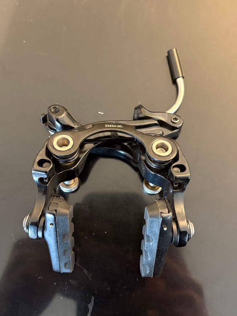 Tektro テクトロ T551 ダイレクトマウントブレーキ リア ピスト