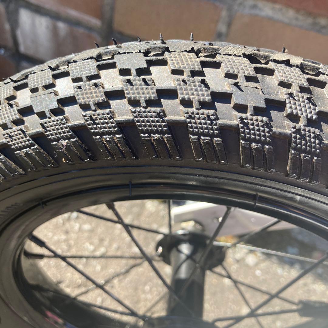 ハクスバーナキックバイク送料込みメルカリ便