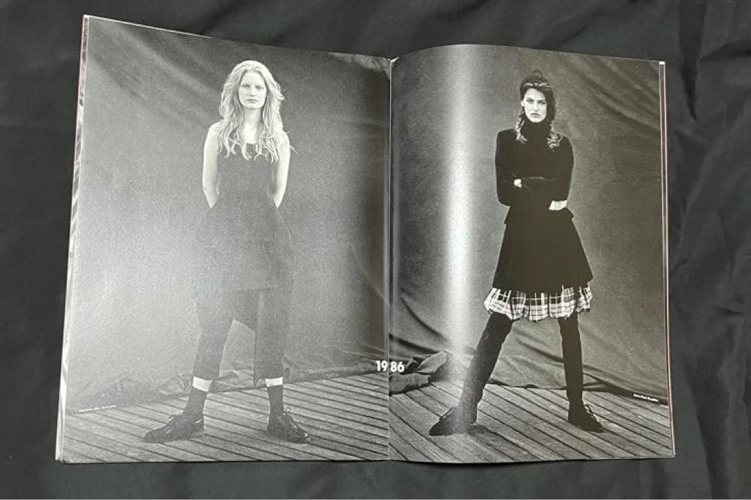 ②COMME des GARCONS Six No.2　コム・デ・ギャルソン