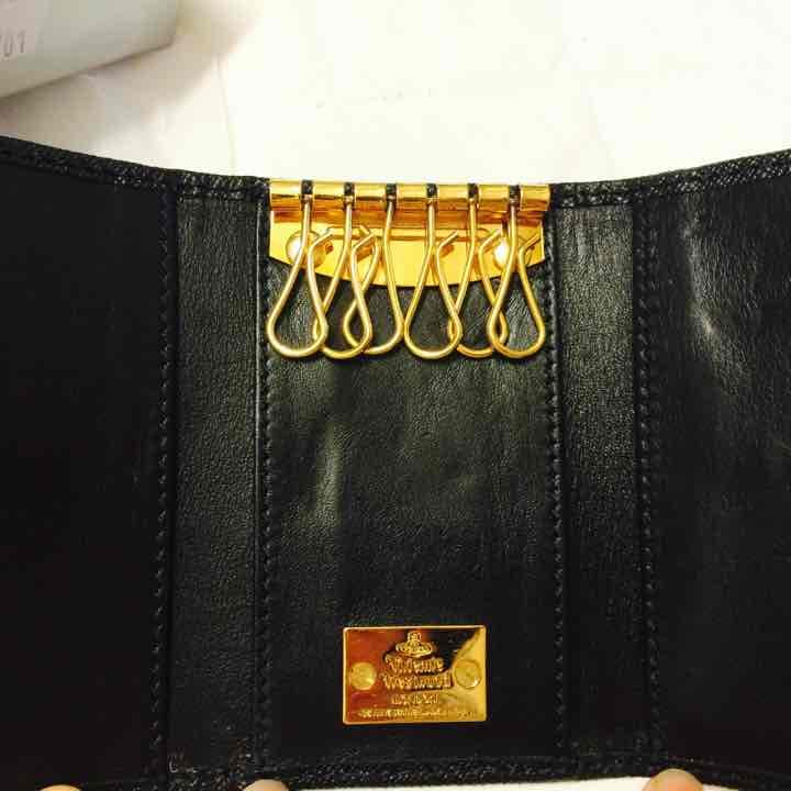 vivienne westwood ヴィヴィアンキーケース
