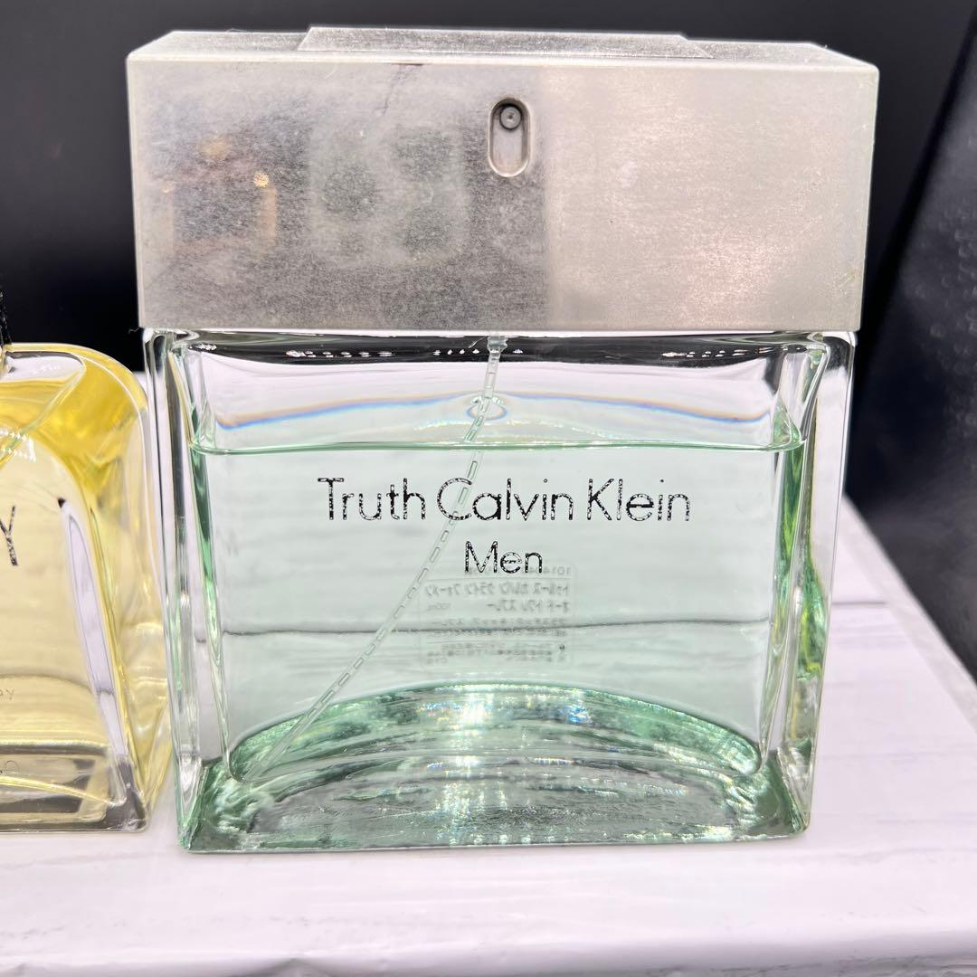 男性用　ブランド　香水まとめ