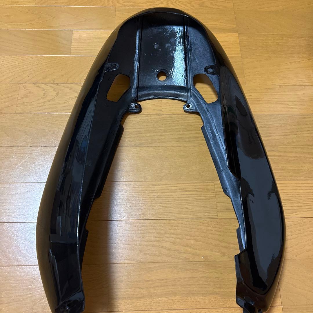 ホーネット　テールカウル