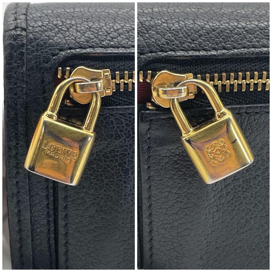 ロエベ　アナグラム　二つ折り　財布　コンパクト　ウォレット　ブラック