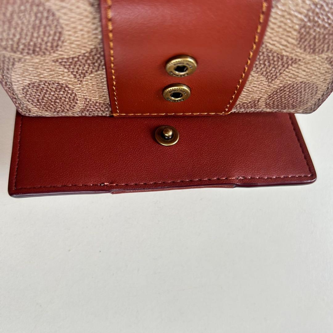 新品 COACH キーケース 箱付き