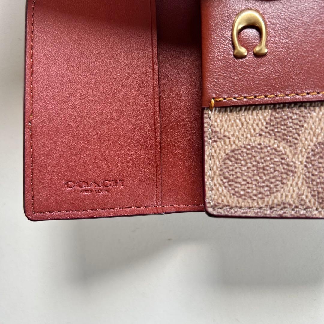 新品 COACH キーケース 箱付き