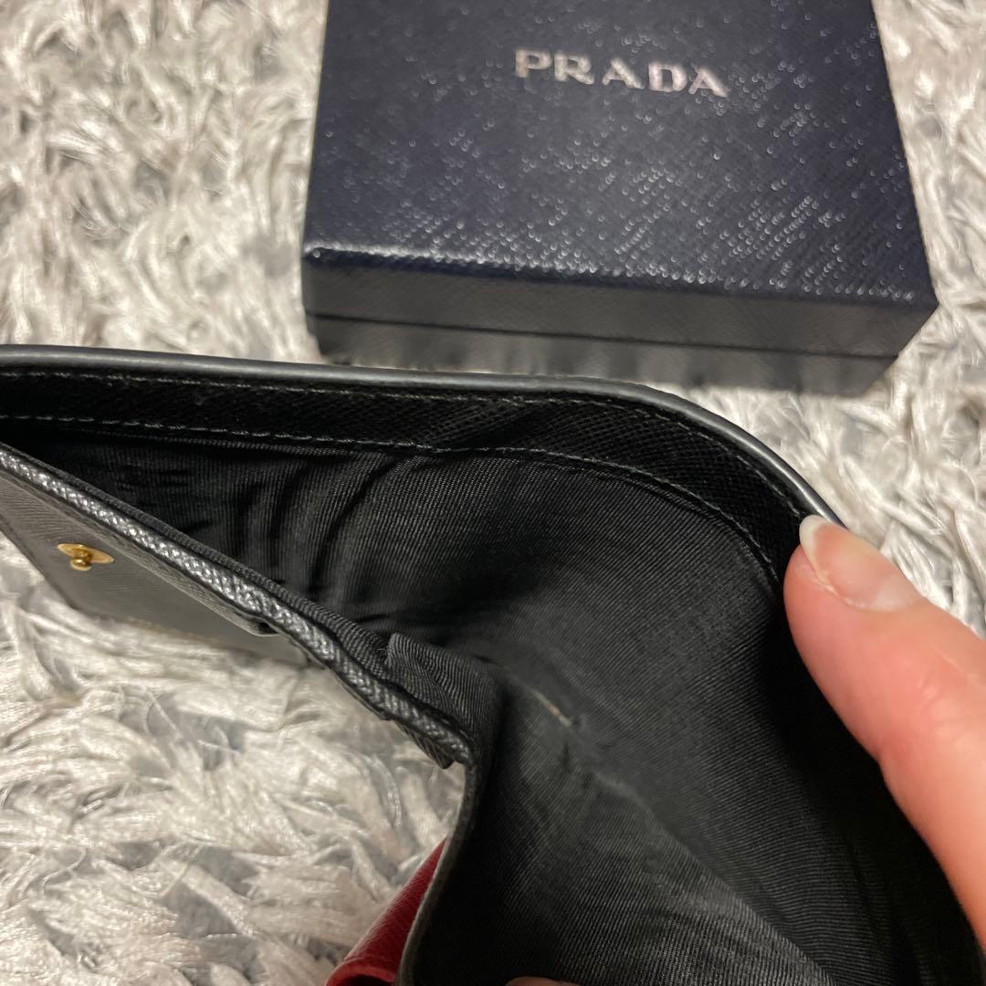 PRADA 二つ折り財布 サフィアーノレザー 黒