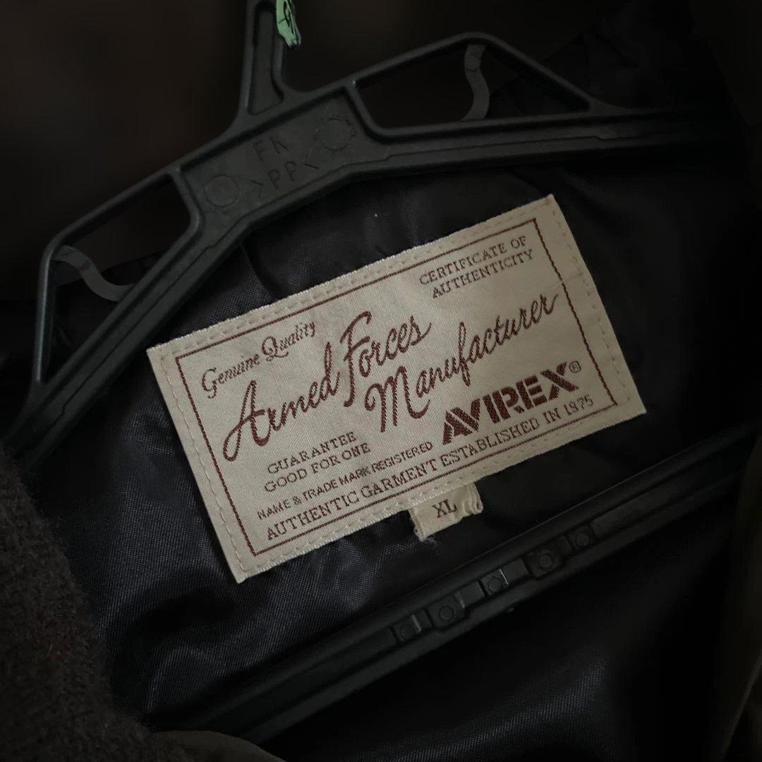 週末SALE❗️AVIREX ミリタリージャケット ダークグリーン