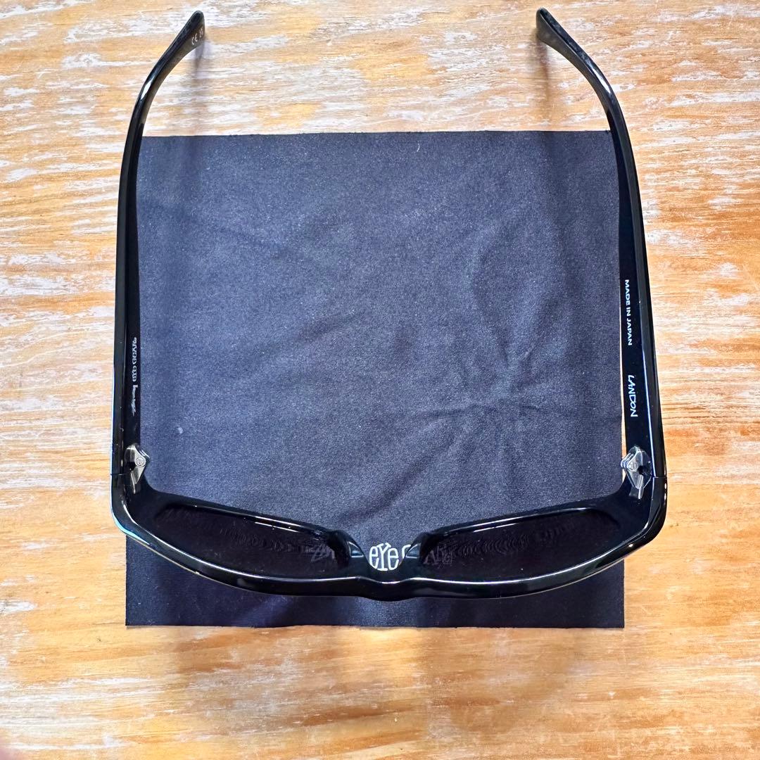 Stussy ブラック　サングラス