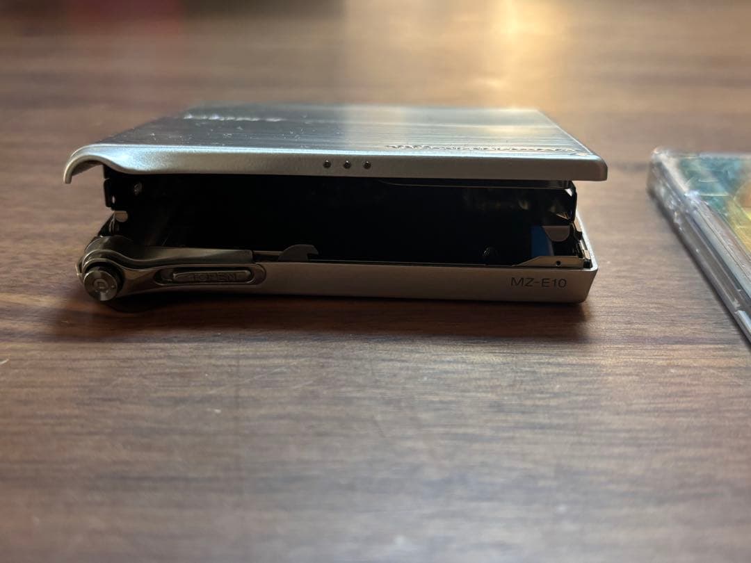 SONY MDウォークマン MZ-E10 動作未確認