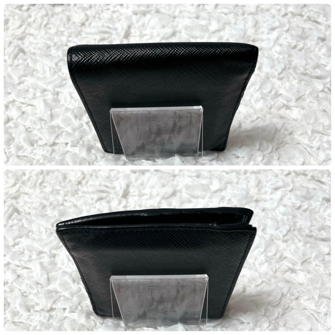 極美品✨近年　プラダ 二つ折り財布 コンパクト　小銭入れ付　サフィアーノレザー