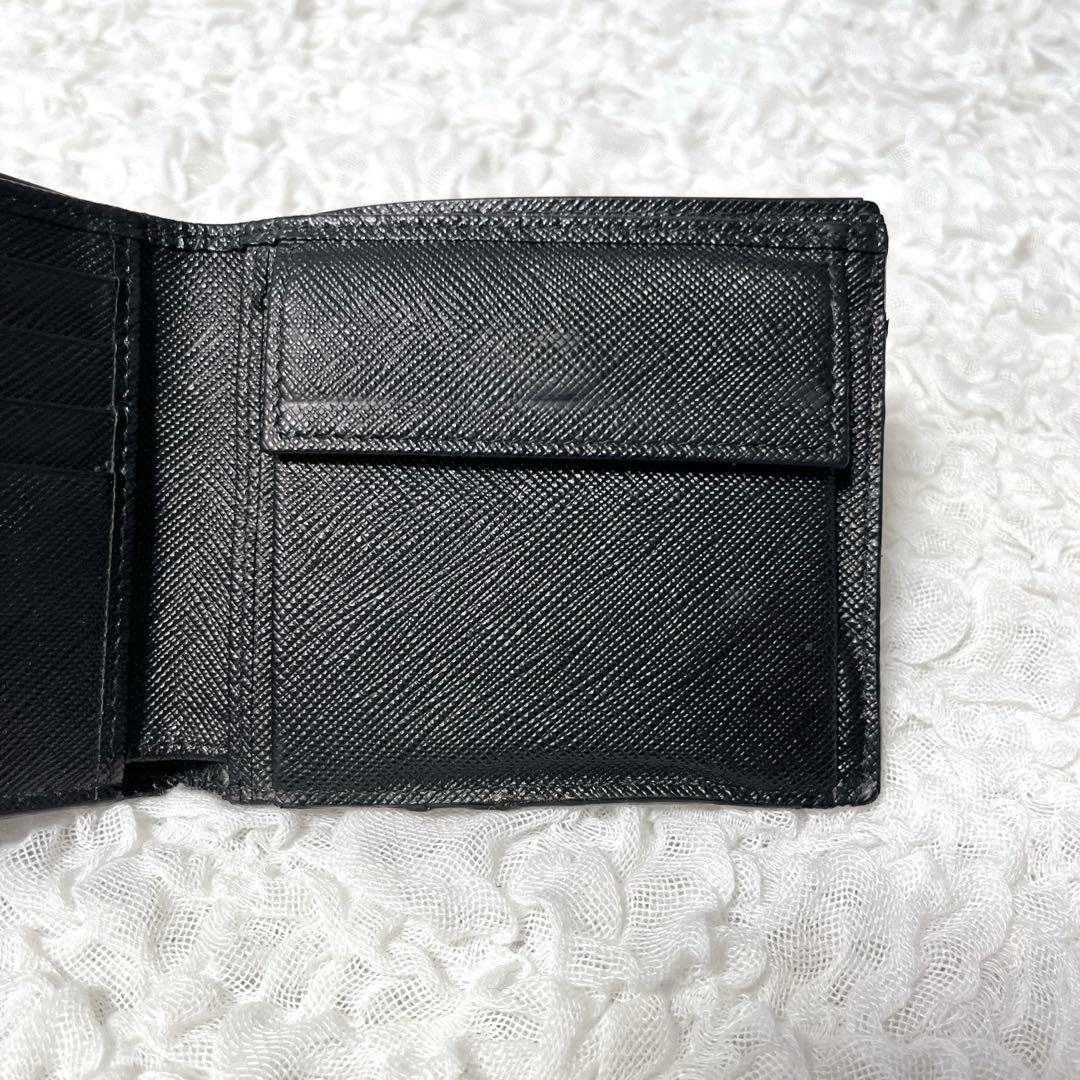 極美品✨近年　プラダ 二つ折り財布 コンパクト　小銭入れ付　サフィアーノレザー