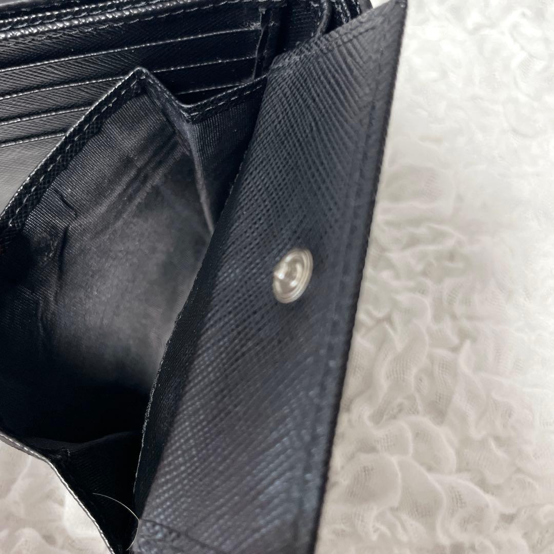 極美品✨近年　プラダ 二つ折り財布 コンパクト　小銭入れ付　サフィアーノレザー