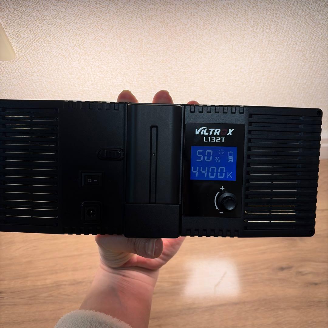 【女優ライト】2個セット　バッテリー・スタンド付き　高砂　電源不要