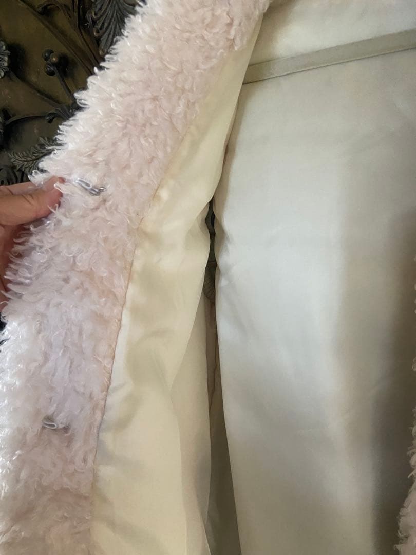 フード付き　ファーのジレ　ベスト　DAMAチュニック　ダーマコレクション