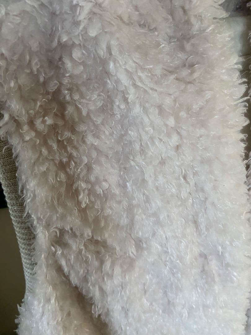 フード付き　ファーのジレ　ベスト　DAMAチュニック　ダーマコレクション