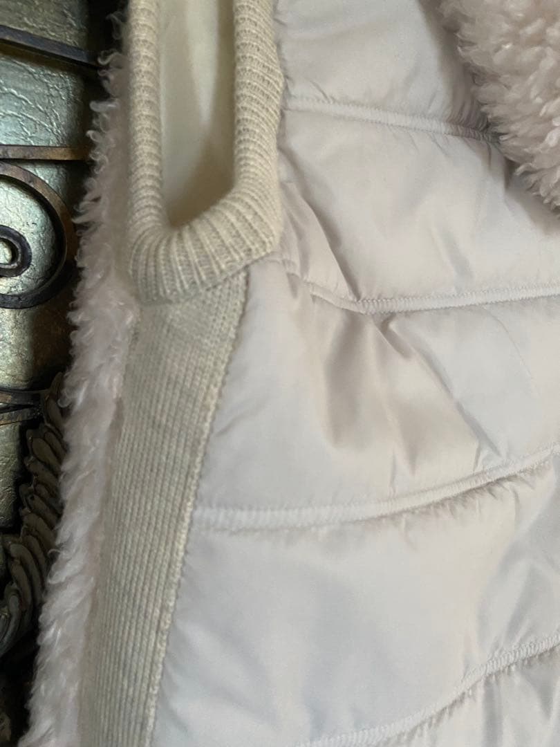 フード付き　ファーのジレ　ベスト　DAMAチュニック　ダーマコレクション