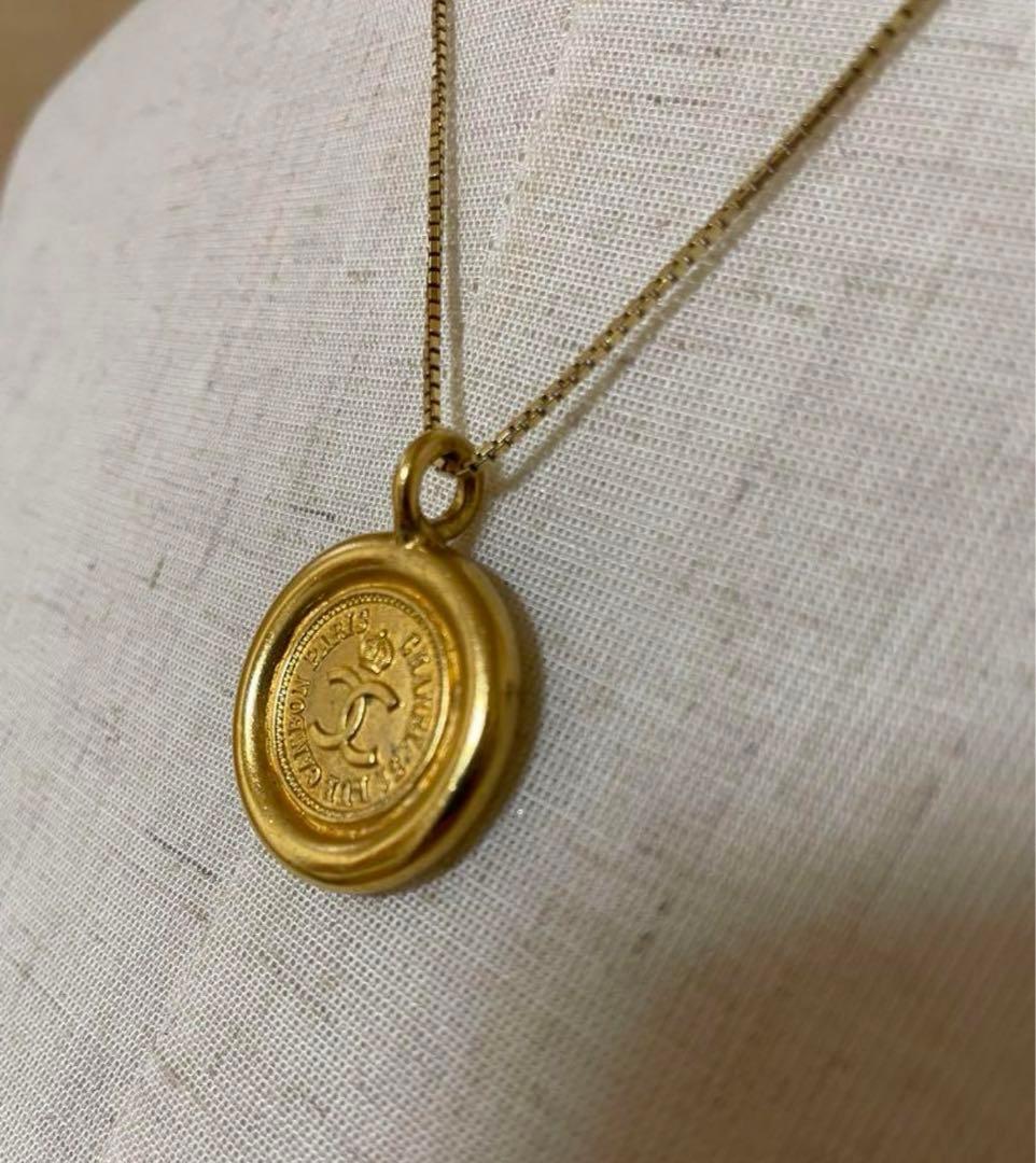 レア！ヴィンテージシャネル⭐︎ゴールドCHANELマーク&メダルチャーム