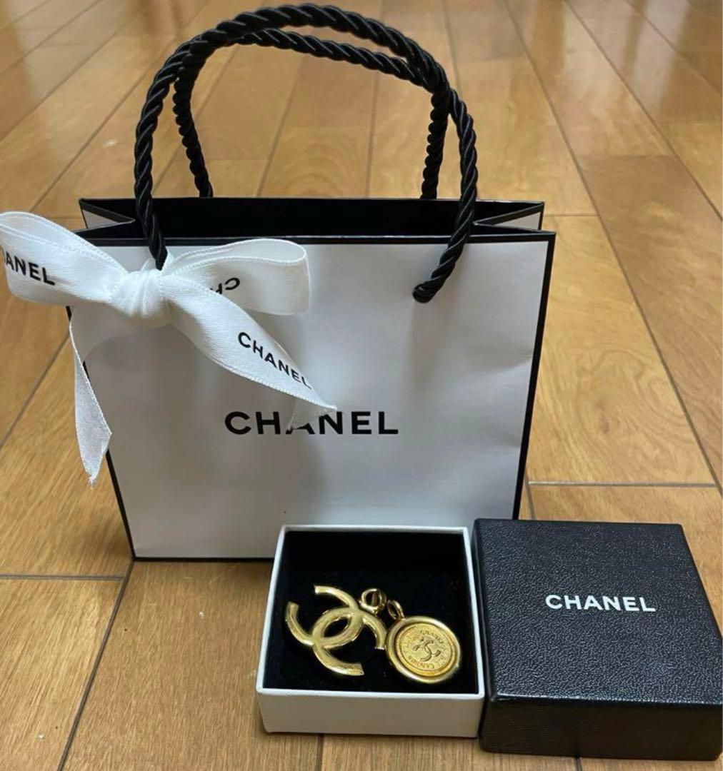 レア！ヴィンテージシャネル⭐︎ゴールドCHANELマーク&メダルチャーム