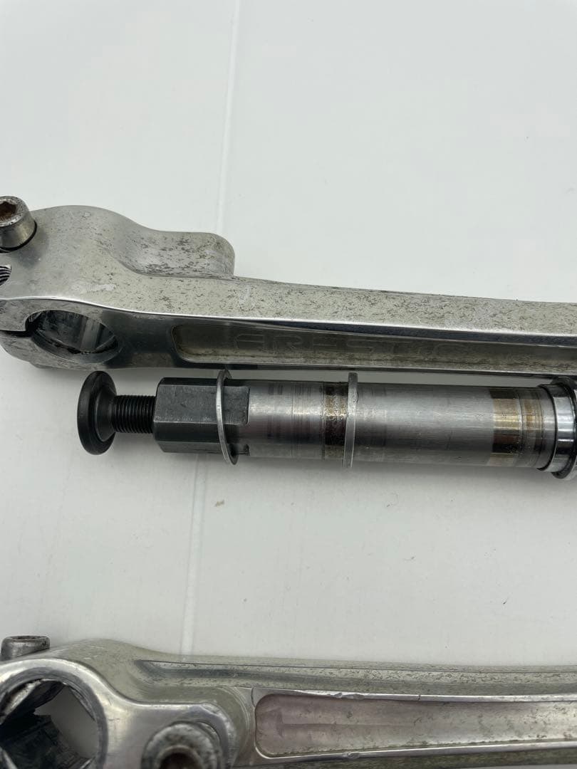 BMX ARESTIC 165アルミクランクセット ボトムブラケット付 フラット