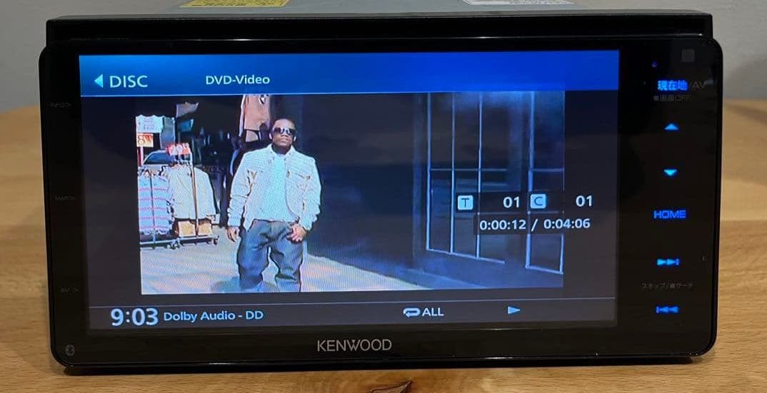 KENWOOD　彩速ナビ　MDV-Z704W