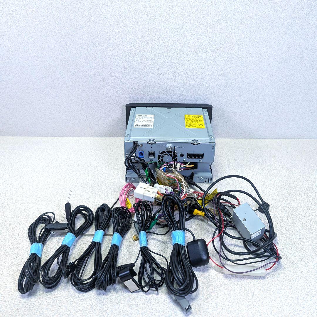 KENWOOD　彩速ナビ　MDV-Z704W