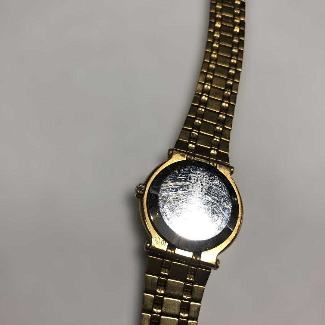 と*も様 12908 Gucci ゴールド アナログ腕時計