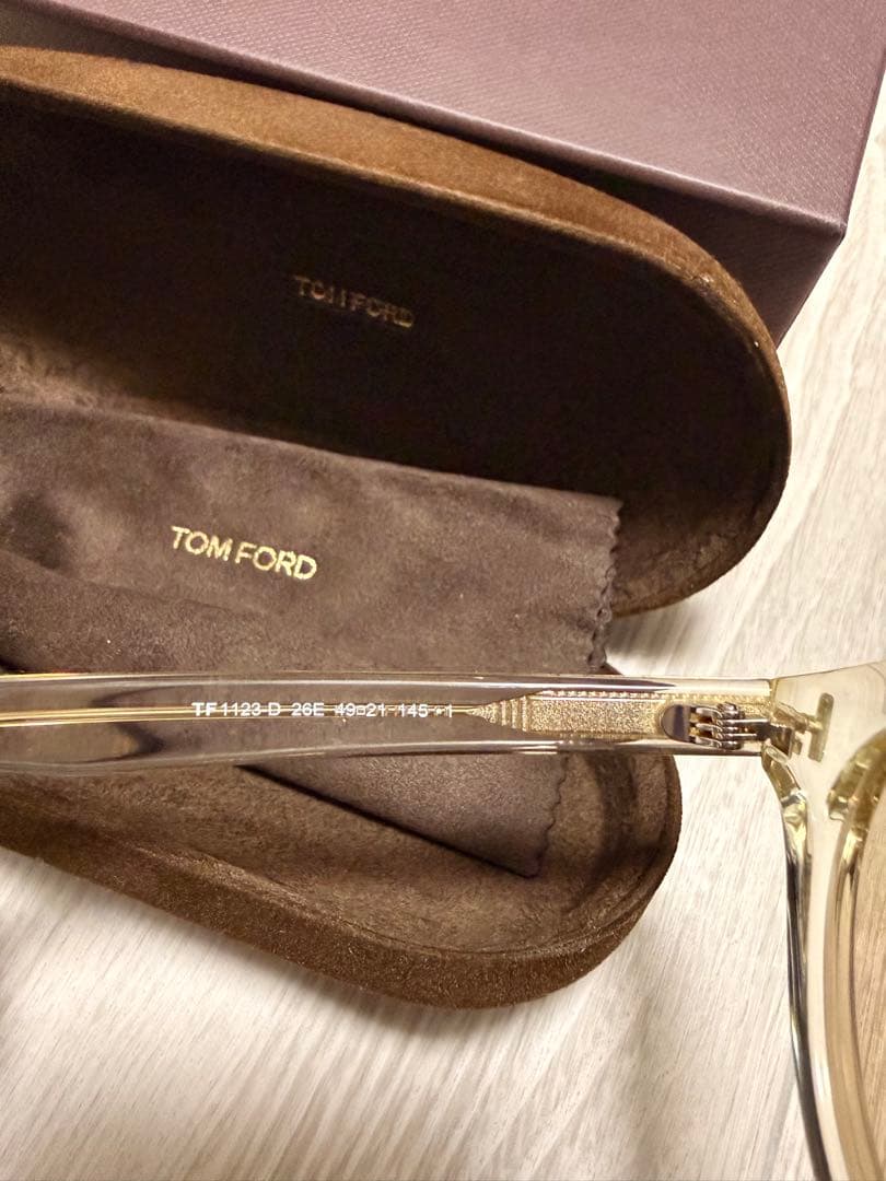 ★定価6万円★TOM FORD/トムフォード サングラスTF1123-D 26E