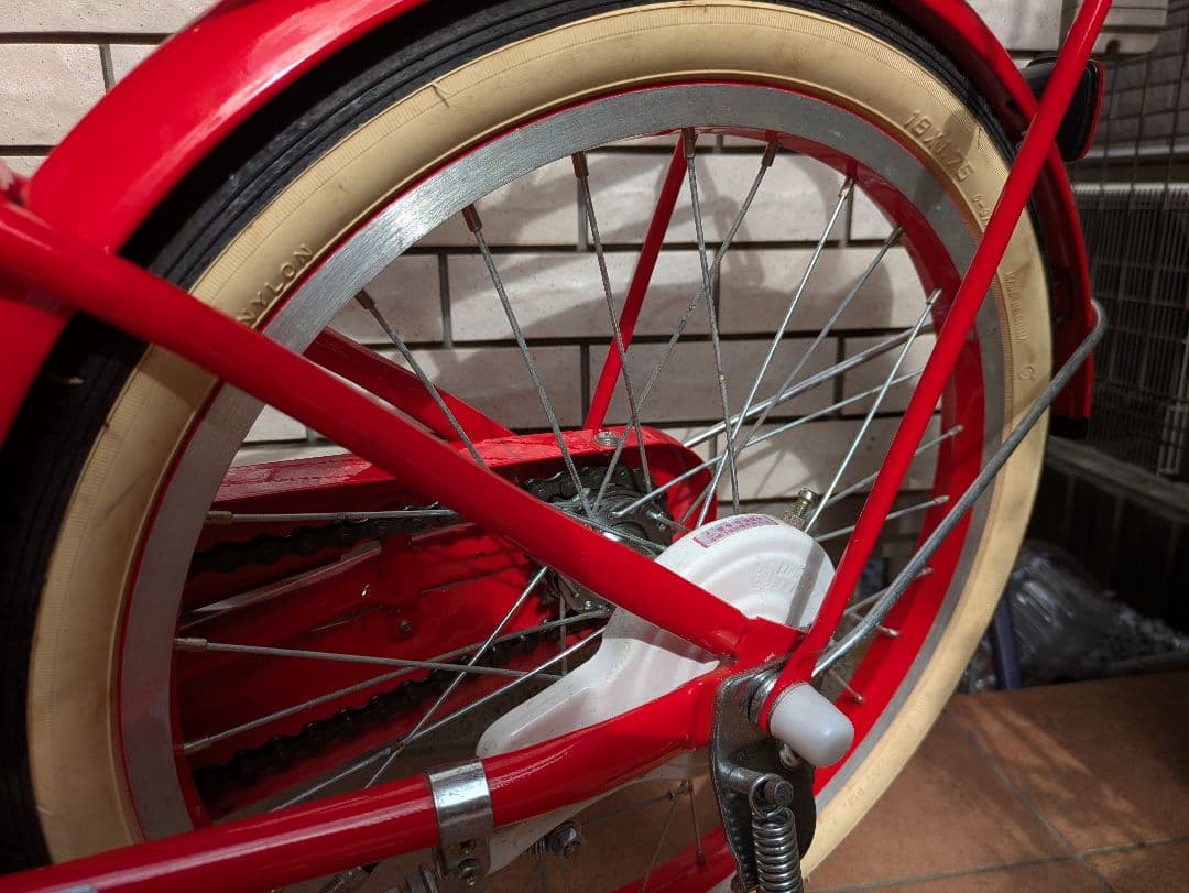 ハローキティ 18インチ　自転車　子供用　サイクルあさひ　幼児　【室内保管】