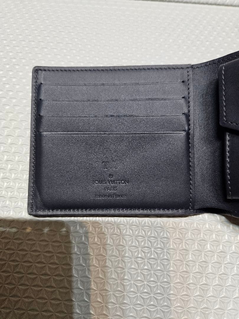 ルイヴィトン アエログラム ネイビー 折り財布 マルコNM