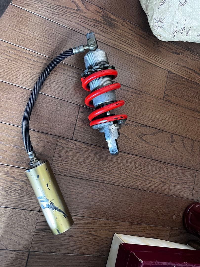 グンぺぺ様用 NSR50 サスペンション