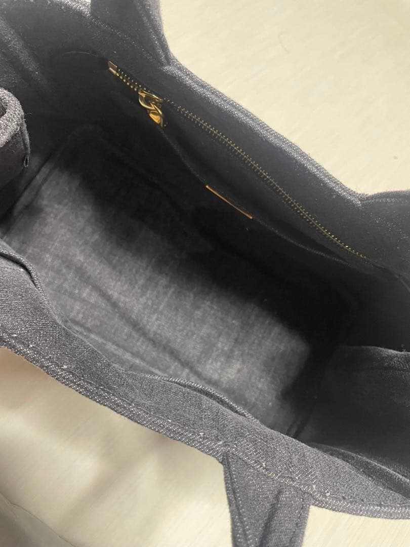 美品✴︎PRADAカナパ✴︎ グレー✴︎デニム✴︎