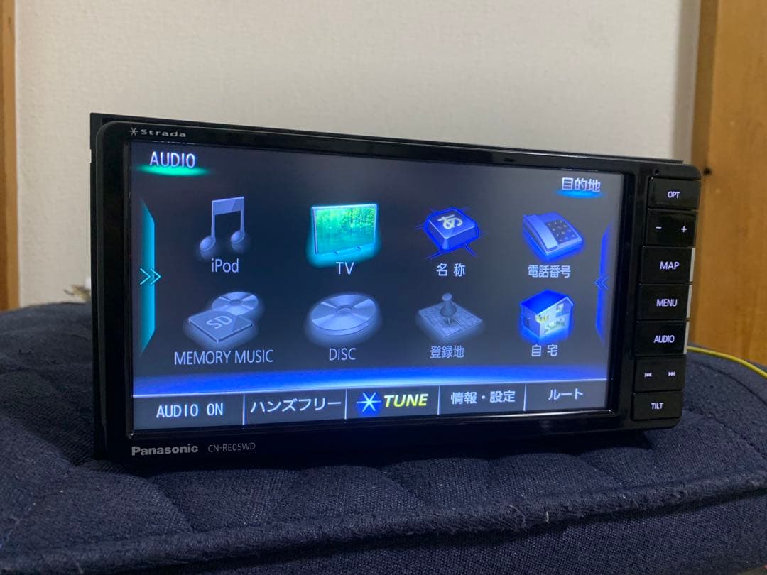 カーナビ Panasonic CN-RE05WD